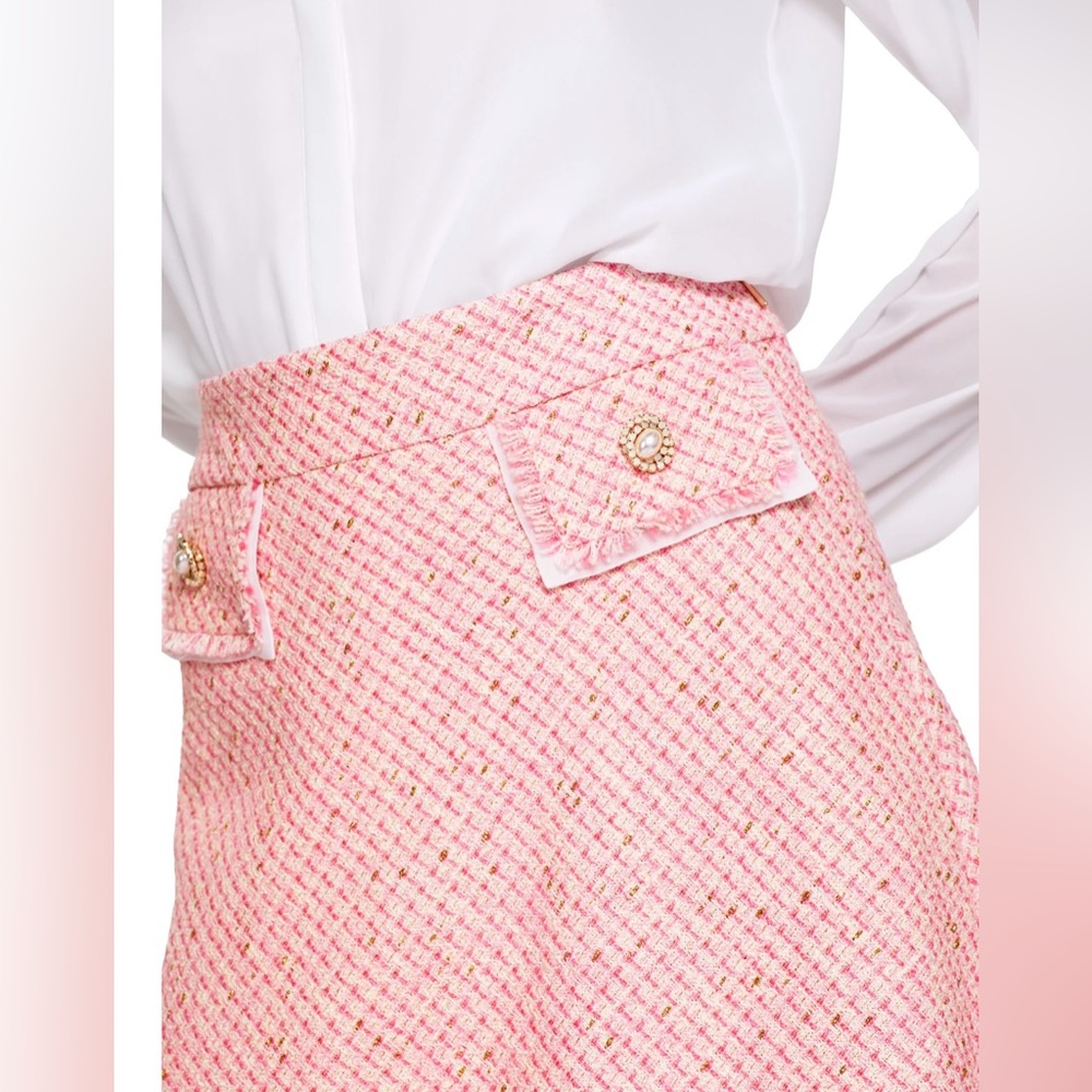 Elegant Pink Tweed Skirt - Picture 2 of 15